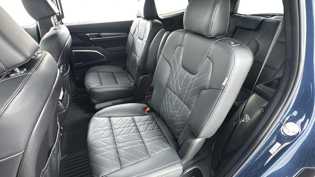 new 2025 Kia Telluride car, priced at $49,687