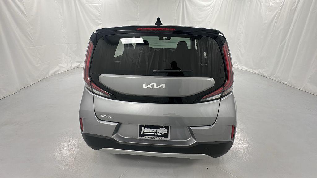 new 2025 Kia Soul car, priced at $19,287