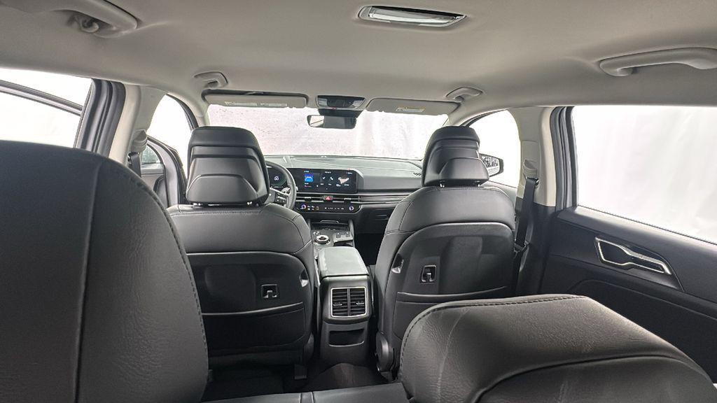 new 2026 Kia Sportage Hybrid car, priced at $32,012