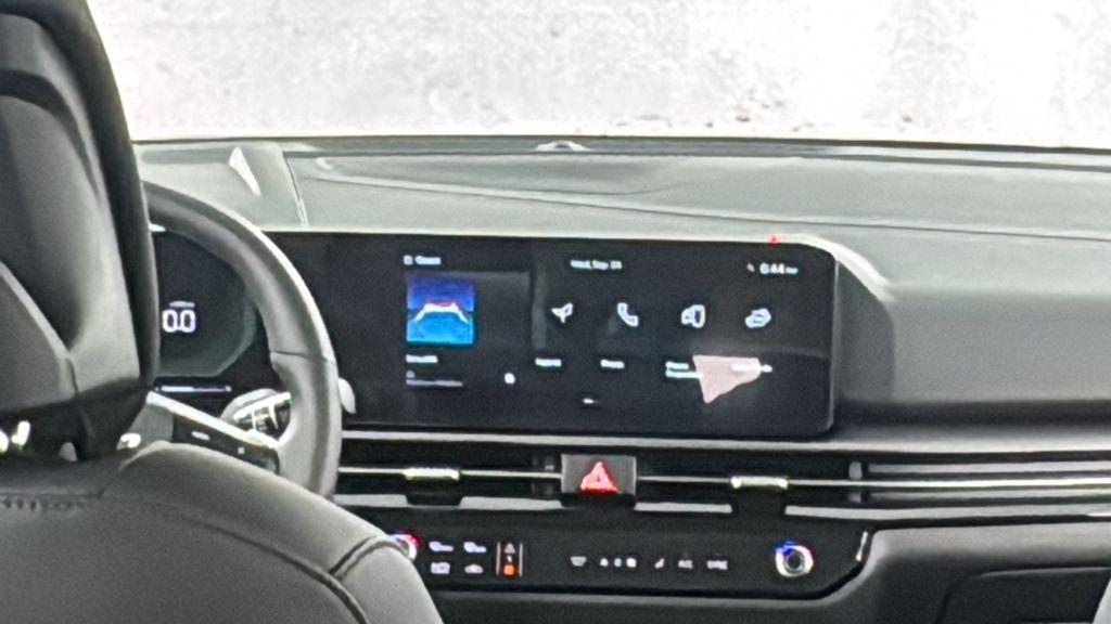 new 2026 Kia Sportage Hybrid car, priced at $32,012