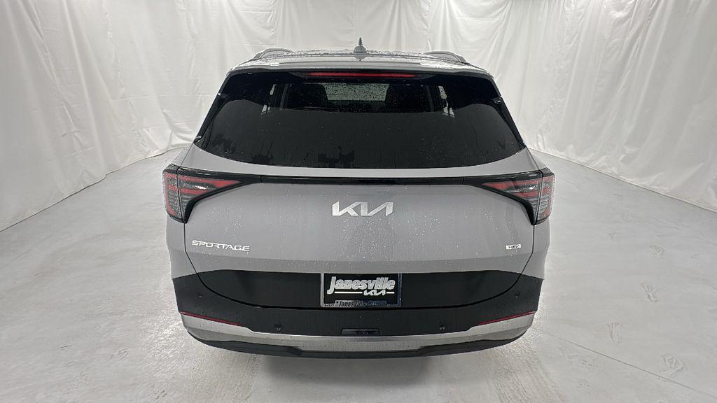 new 2026 Kia Sportage Hybrid car, priced at $32,012