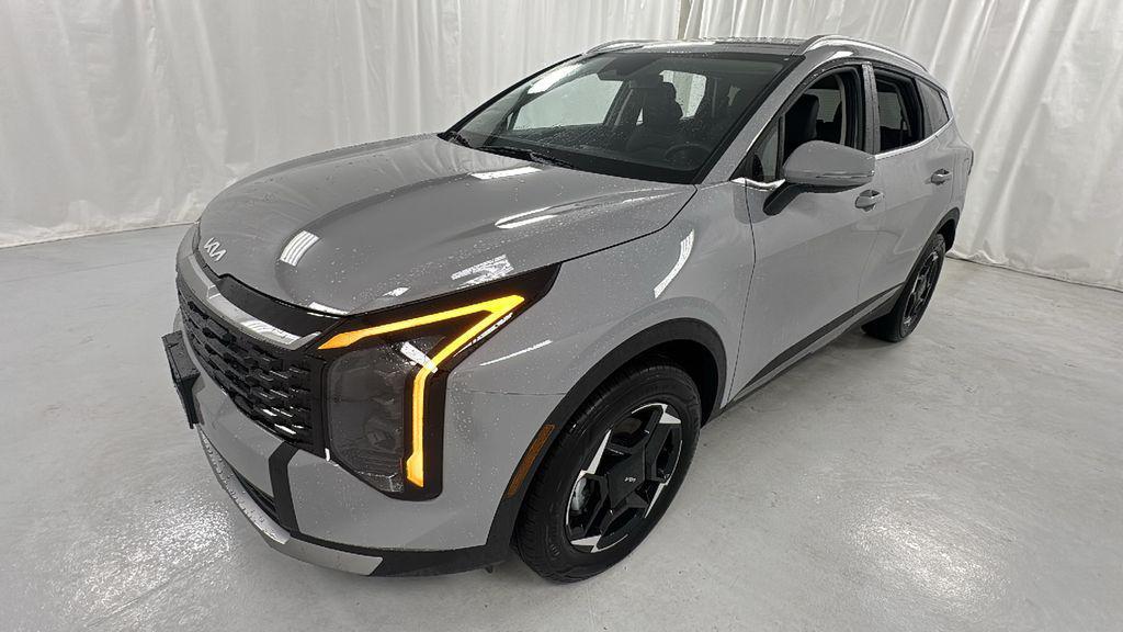 new 2026 Kia Sportage Hybrid car, priced at $32,012