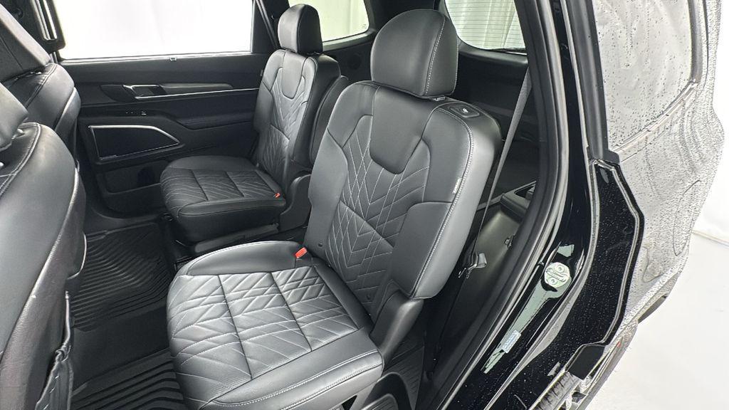 new 2025 Kia Telluride car, priced at $48,878