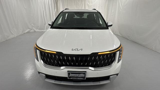 new 2026 Kia Carnival Hybrid car, priced at $39,987