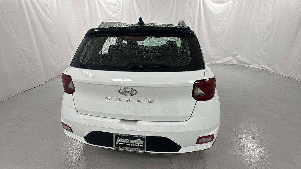 used 2022 Hyundai Venue car, priced at $17,899