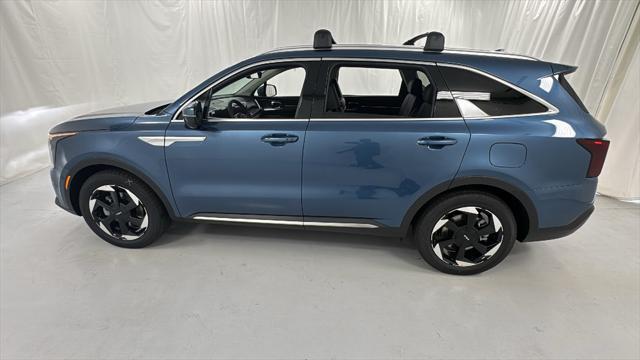 new 2025 Kia Sorento Hybrid car, priced at $35,787