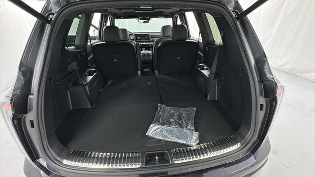 new 2025 Kia Telluride car, priced at $46,678