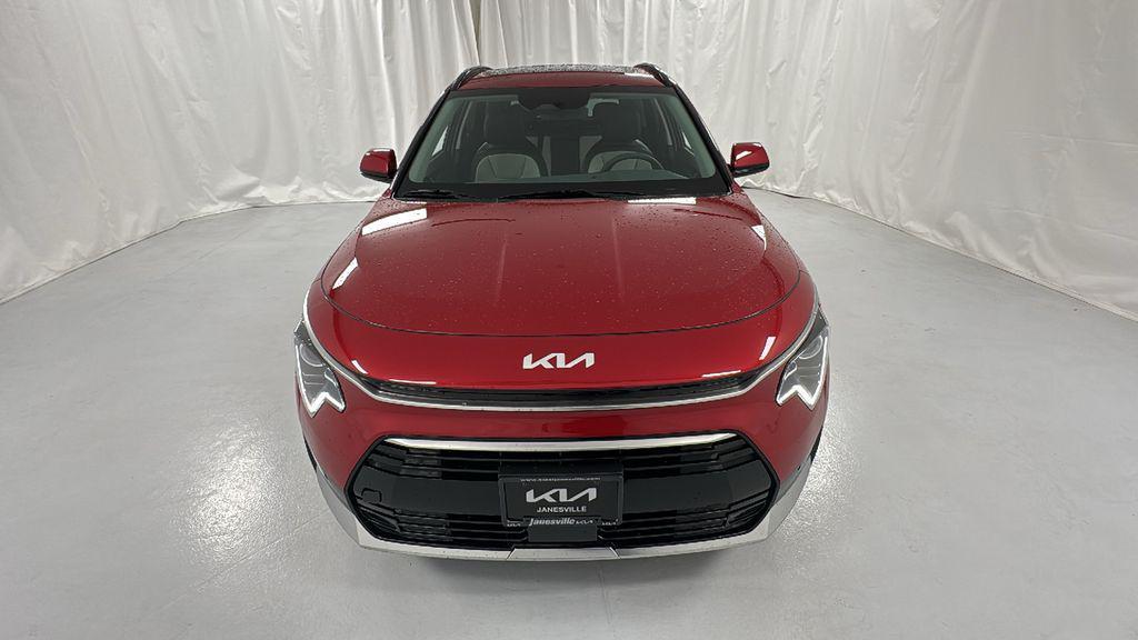 new 2025 Kia Niro car, priced at $30,128