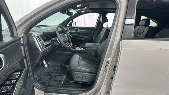 new 2025 Kia Sorento car, priced at $41,606