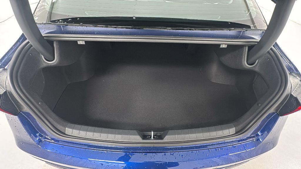 new 2026 Kia K5 car, priced at $27,678