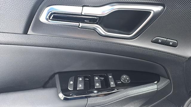 new 2025 Kia Sportage Hybrid car, priced at $34,937