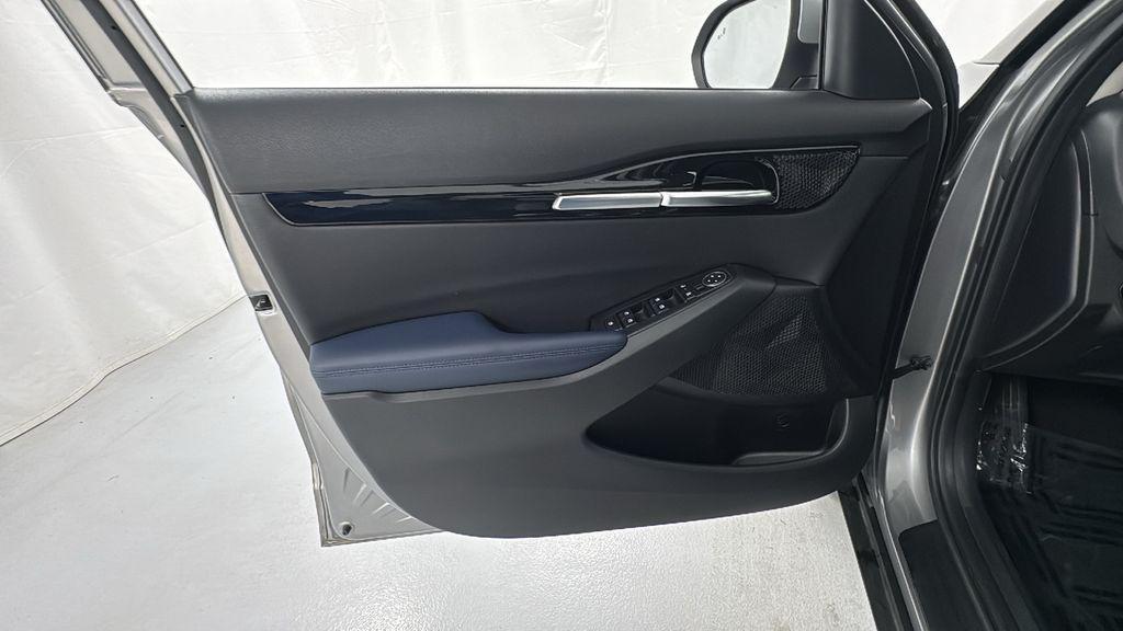 used 2024 Kia Seltos car, priced at $20,987