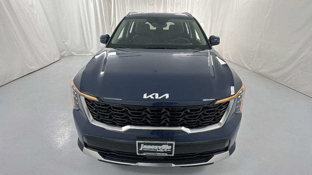 new 2026 Kia Sorento car, priced at $35,378