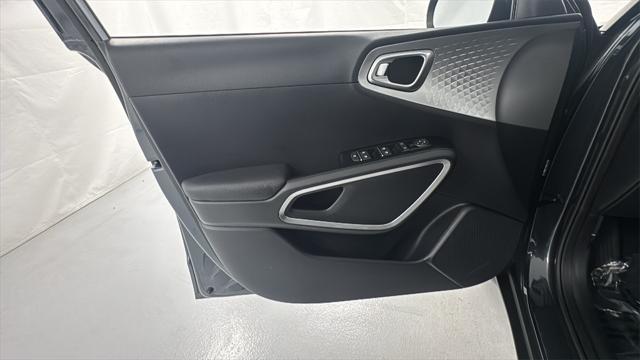 new 2025 Kia Soul car, priced at $17,687