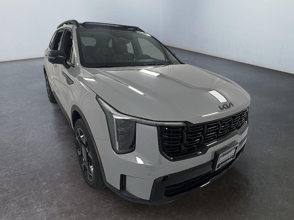 new 2026 Kia Sorento car, priced at $41,678