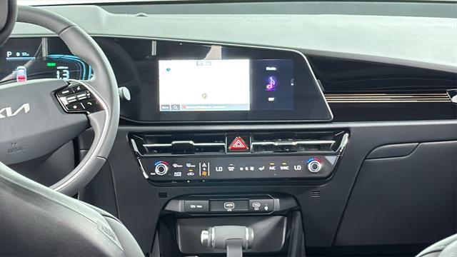 new 2025 Kia Niro car, priced at $25,178
