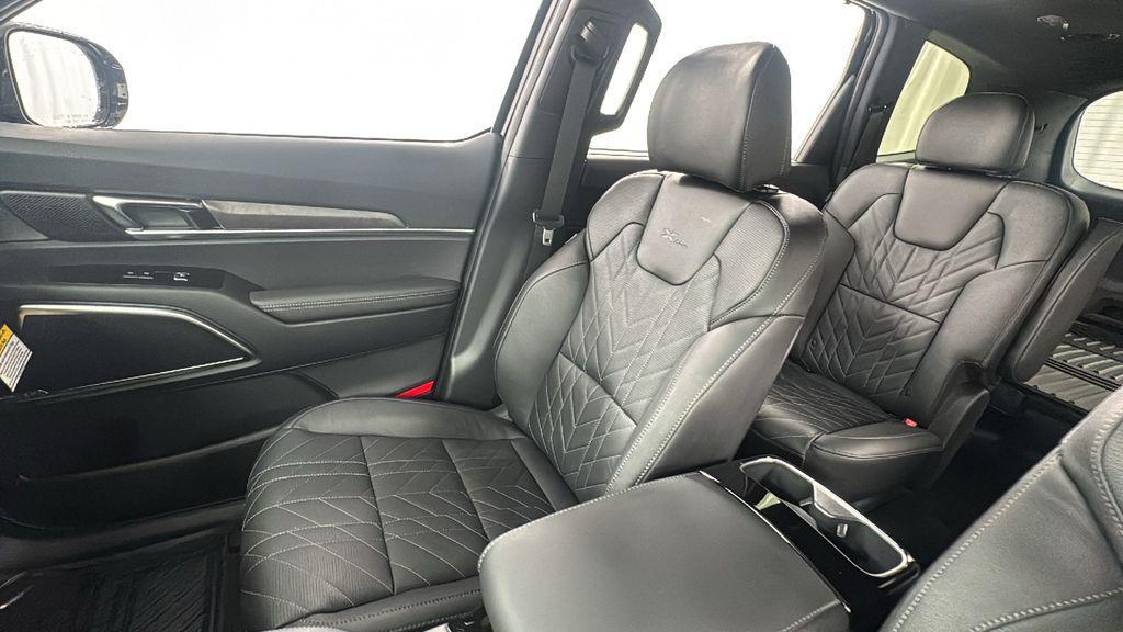 new 2025 Kia Telluride car, priced at $45,997