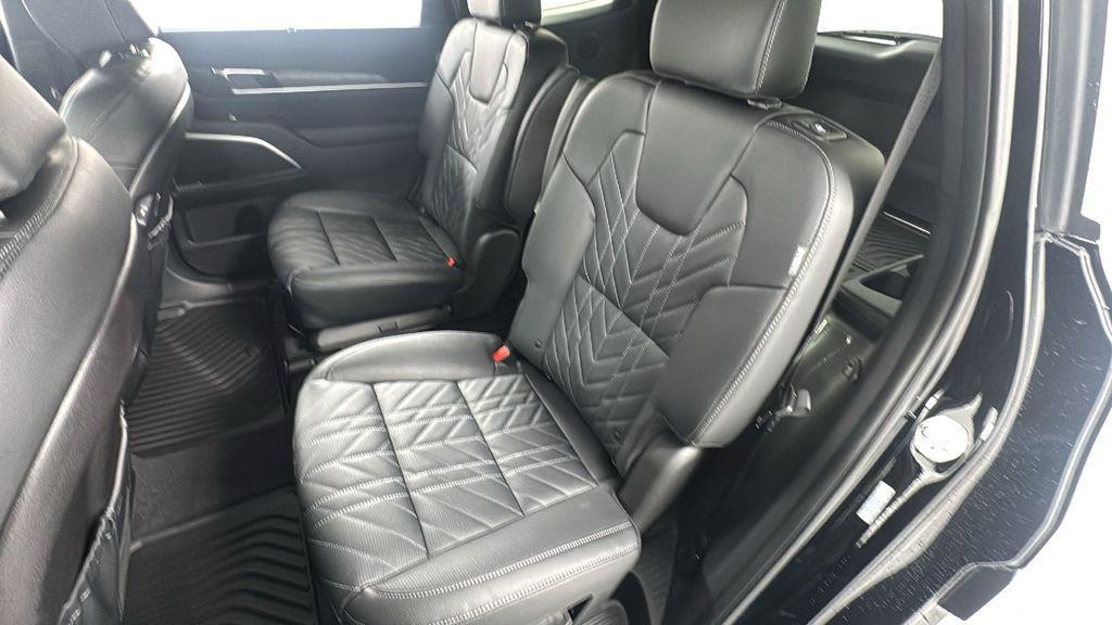 new 2025 Kia Telluride car, priced at $45,997