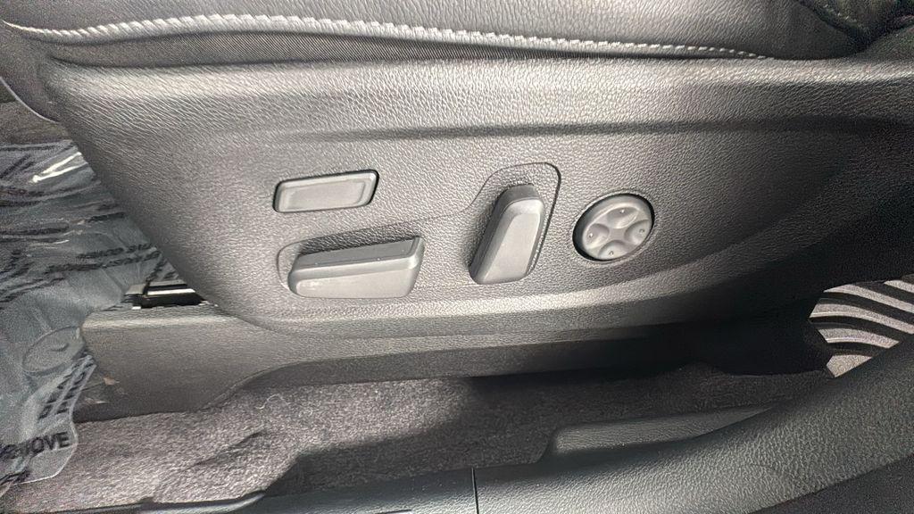 new 2025 Kia Telluride car, priced at $45,997