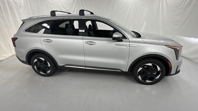 new 2025 Kia Sorento Hybrid car, priced at $35,777