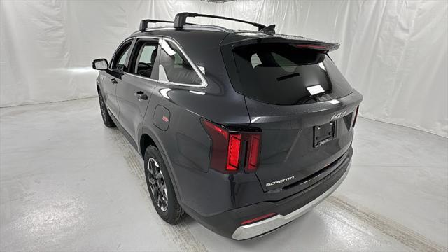 new 2025 Kia Sorento car, priced at $34,198