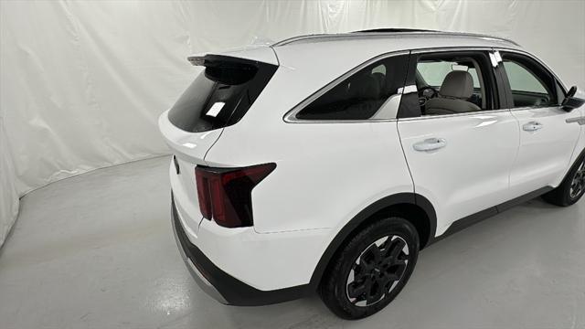 new 2025 Kia Sorento car, priced at $30,728