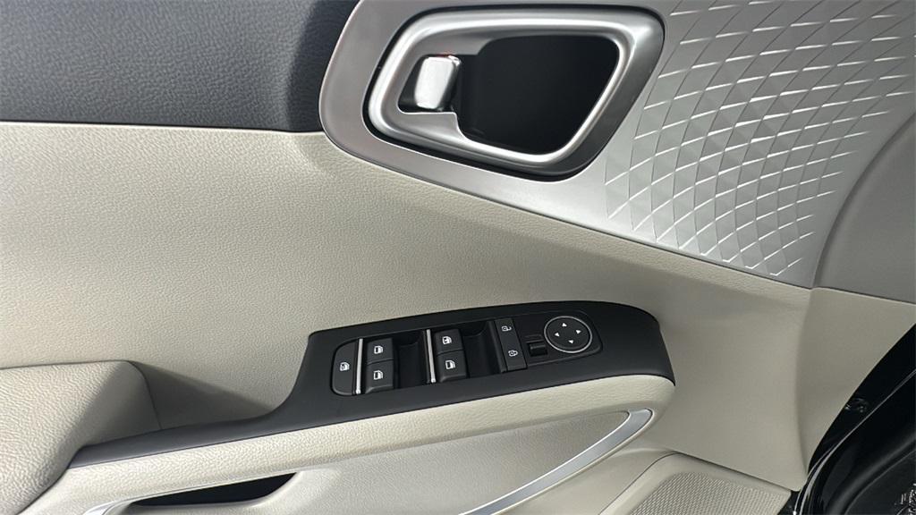 new 2025 Kia Soul car, priced at $19,788
