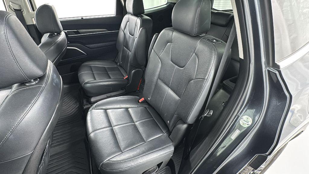 used 2020 Kia Telluride car, priced at $15,980