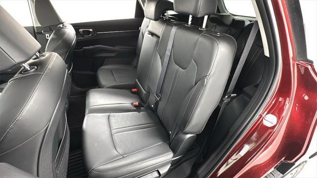 new 2025 Kia Sorento car, priced at $31,568