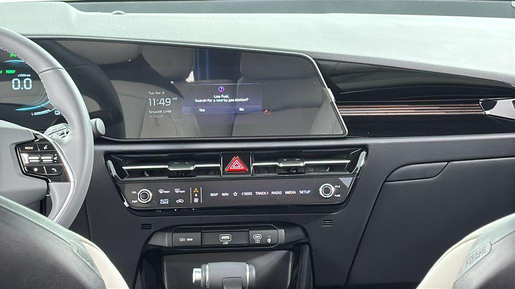 new 2025 Kia Niro car, priced at $29,178
