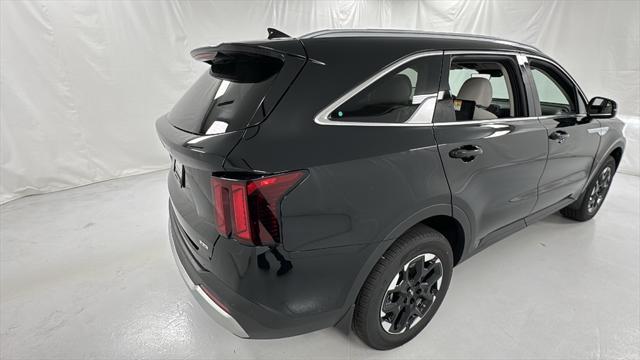 new 2025 Kia Sorento car, priced at $32,501