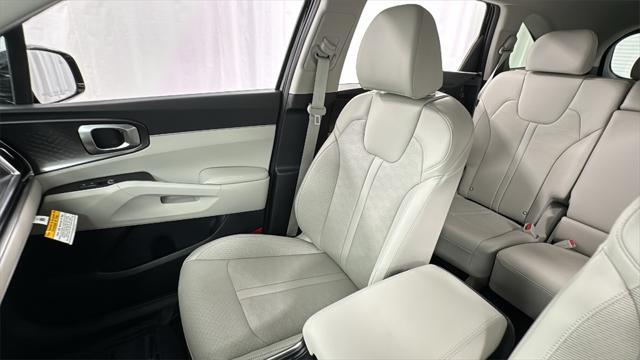 new 2025 Kia Sorento car, priced at $32,501