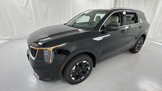 new 2025 Kia Sorento car, priced at $32,501