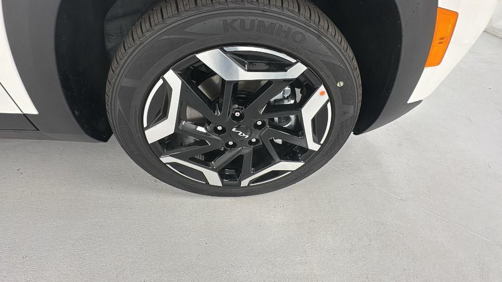 new 2026 Kia Seltos car, priced at $29,278