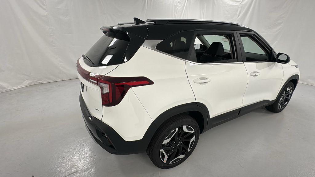 new 2026 Kia Seltos car, priced at $29,278