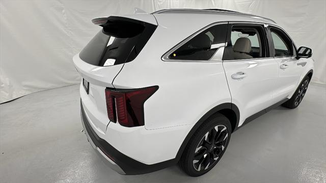 new 2025 Kia Sorento car, priced at $38,628