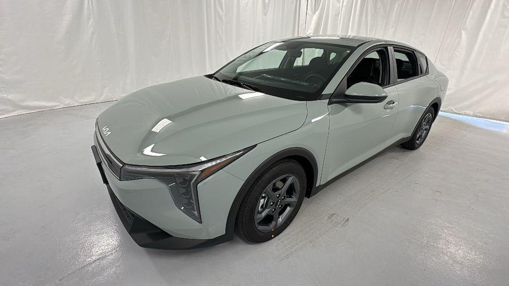 new 2025 Kia K4 car, priced at $21,177