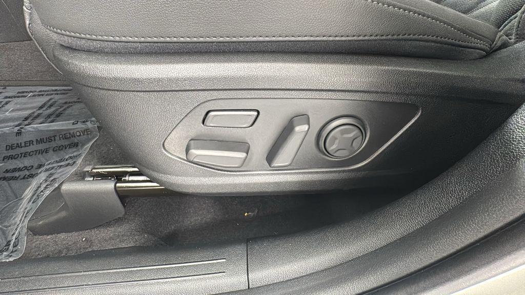 new 2026 Kia Sorento car, priced at $42,978