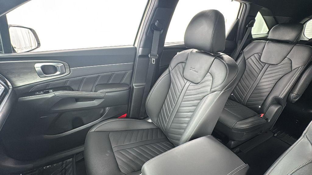 new 2026 Kia Sorento car, priced at $42,978