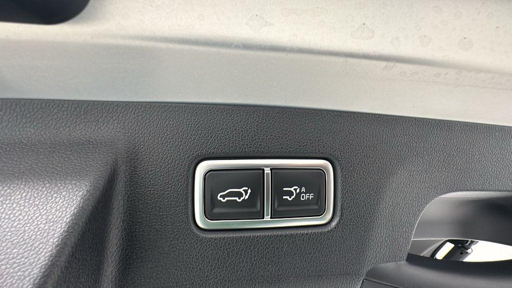 new 2026 Kia Sorento car, priced at $42,978