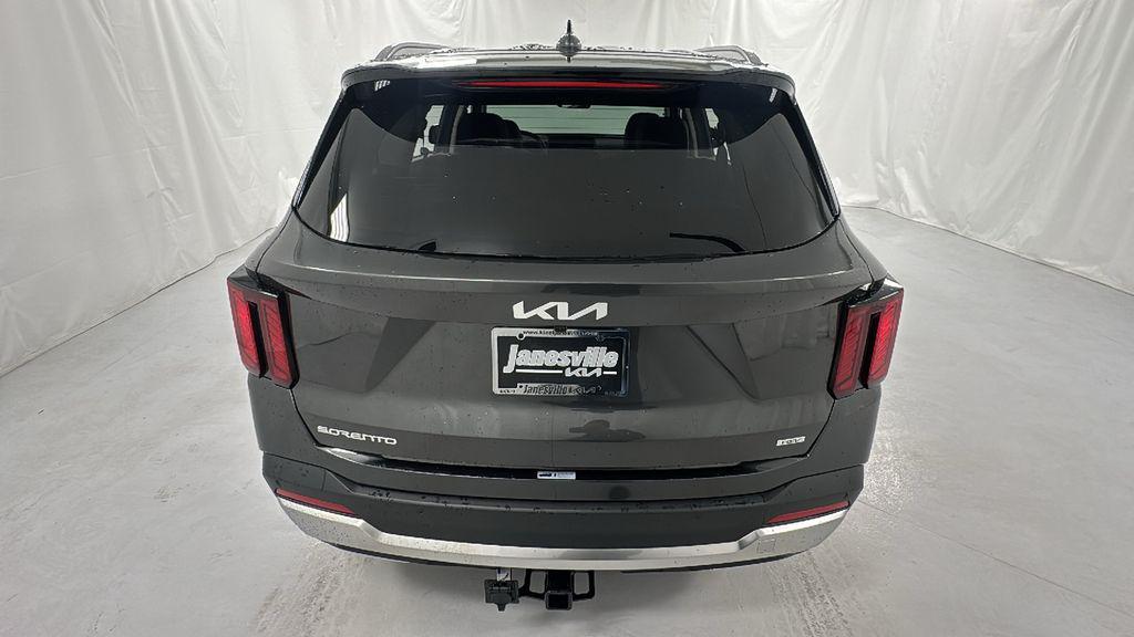 new 2026 Kia Sorento Hybrid car, priced at $38,757