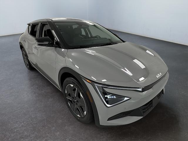 new 2025 Kia EV6 car, priced at $36,489