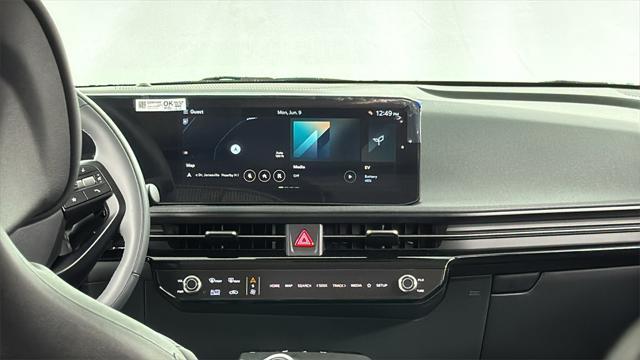 new 2025 Kia EV6 car, priced at $43,624