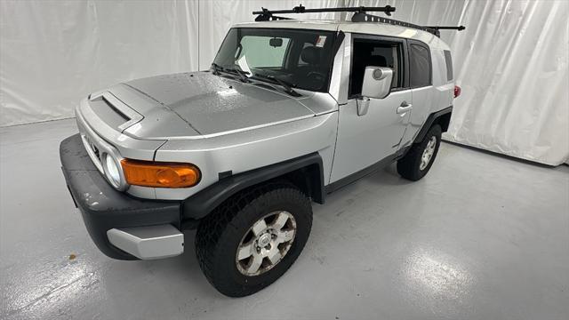 used 2007 Toyota FJ Cruiser car, priced at $12,715