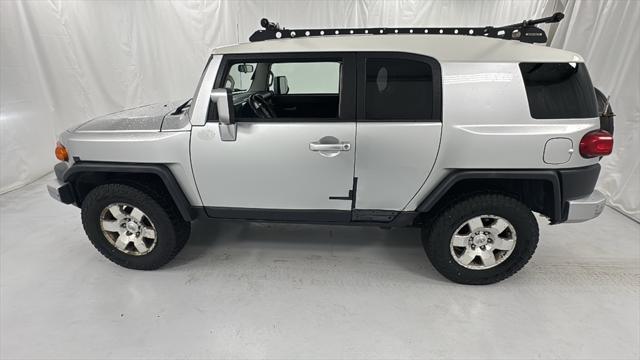 used 2007 Toyota FJ Cruiser car, priced at $12,715