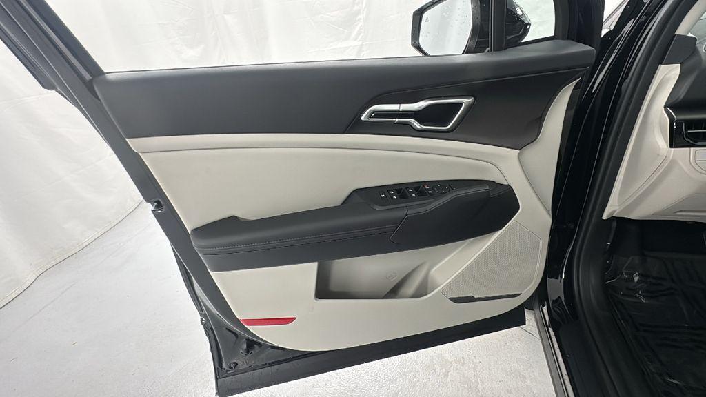 new 2026 Kia Sportage car, priced at $29,278