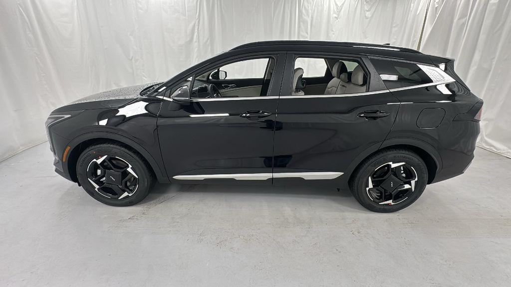 new 2026 Kia Sportage car, priced at $29,278