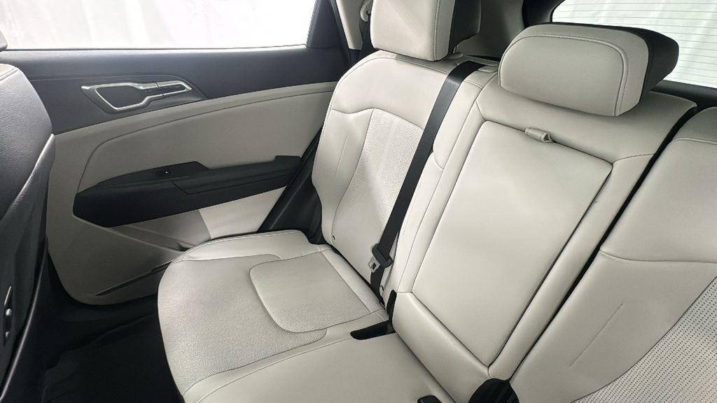 new 2026 Kia Sportage car, priced at $29,278