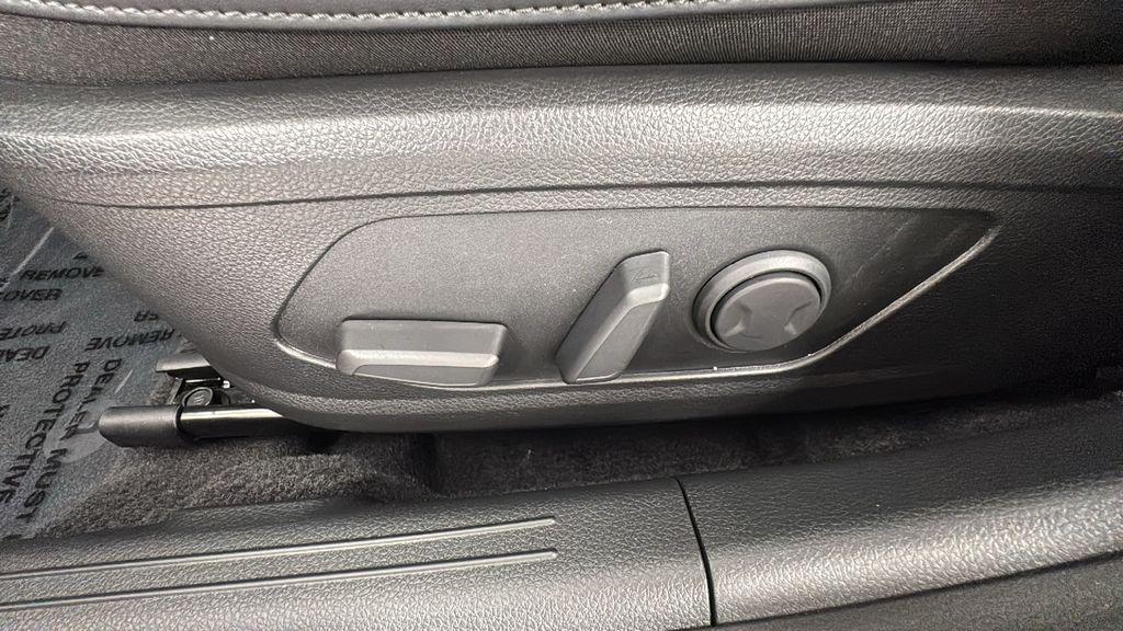 new 2026 Kia K5 car, priced at $30,087