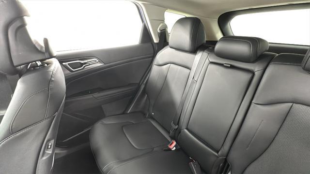 new 2026 Kia Sportage car, priced at $29,048